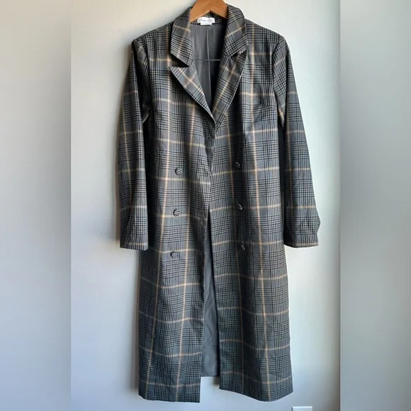 Revolve - Lovers + Friends plaid trench coat - Picture 2 of 9